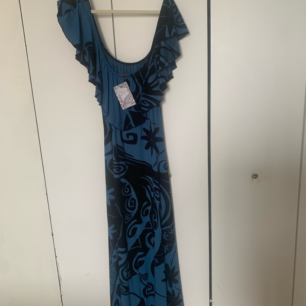 NWT Blue and Black Floral-Pattern Maxi Mu’u Mu’u Dress with Ruffle Sleeves